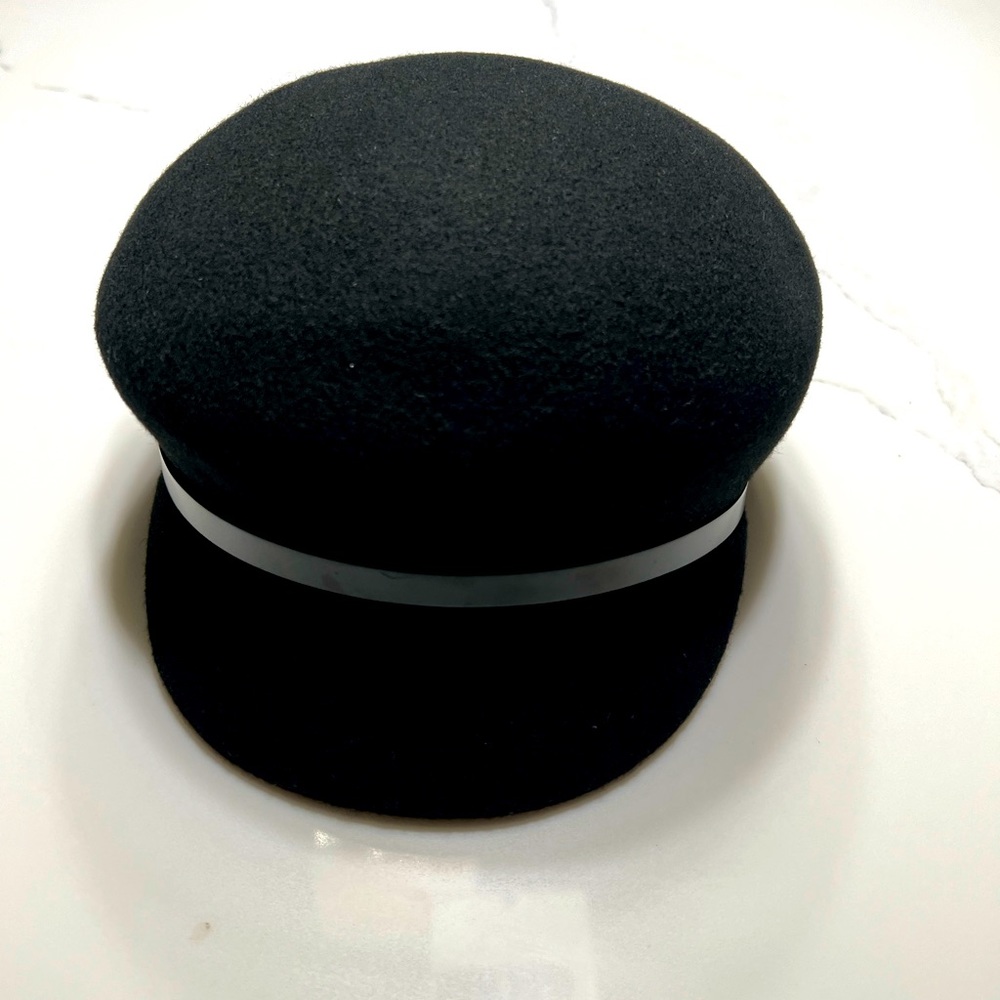 Nine West Newsboys wool hat women